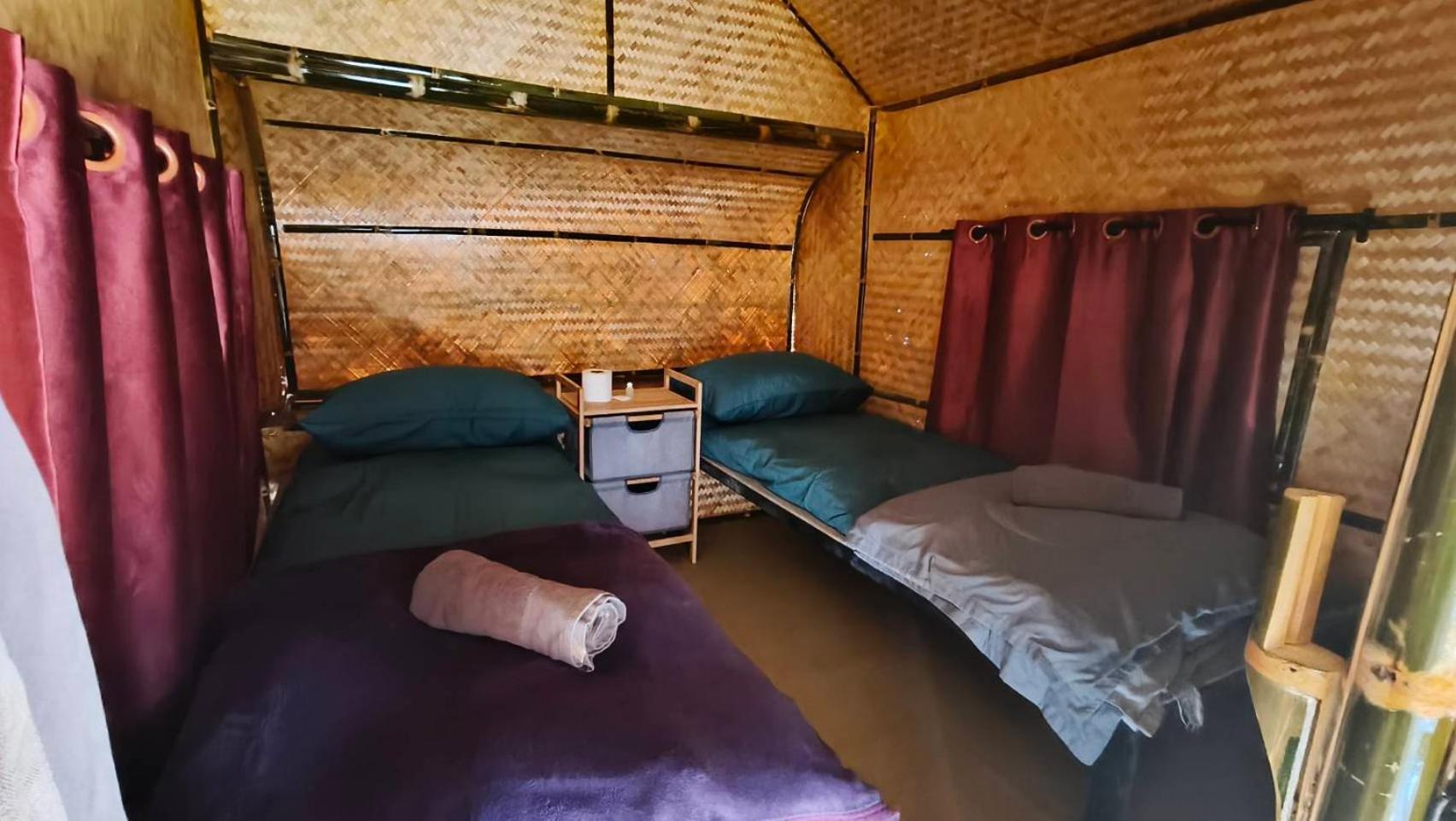 Do Dee Cafe Bangkok Hostel Exterior photo